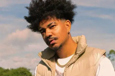 Dois nomes de destaque do rap capixaba dividem o palco do Teatro do SESI, em Vitória, no dia 18 de setembro