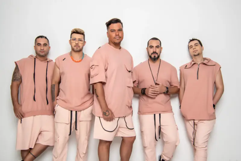 Neste sábado (19), a Praça do Papa será palco do “Sorriso Eu Gosto no Pagode”, show em formato 360º